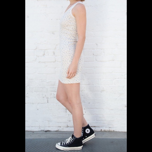 Brandy Melville Dresses Brandy Melville Ronnie Floral Dress Poshmark